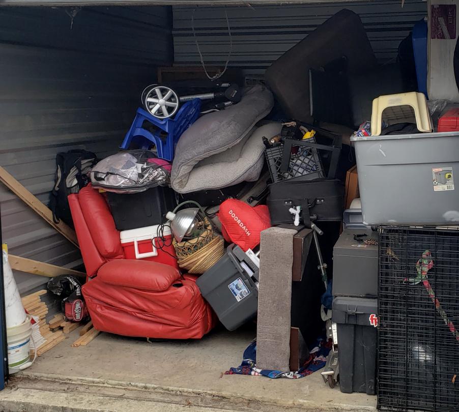 Storage Unit Auction in Clarksville, TN at Red Dot Storage 34 ends on